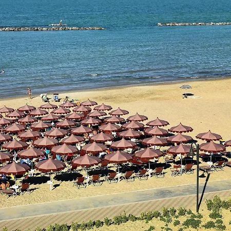 Locazione Turistica Casa Del Mar-5 Апартаменты *