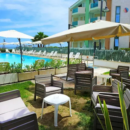 Locazione Turistica Casa Del Mar-5 * Розето-дельи-Абруцци